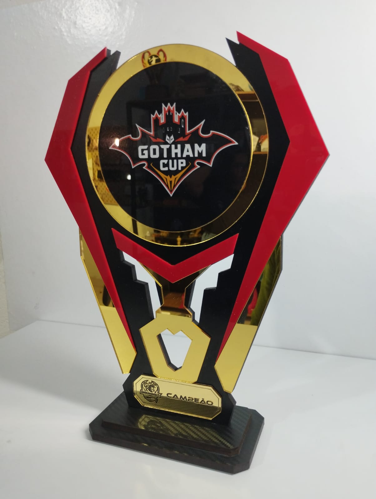 TROFEU SPORT: Estrutura forte em MDF com detalhes de alto relevo em Acrílico - Troféus - Laser Link